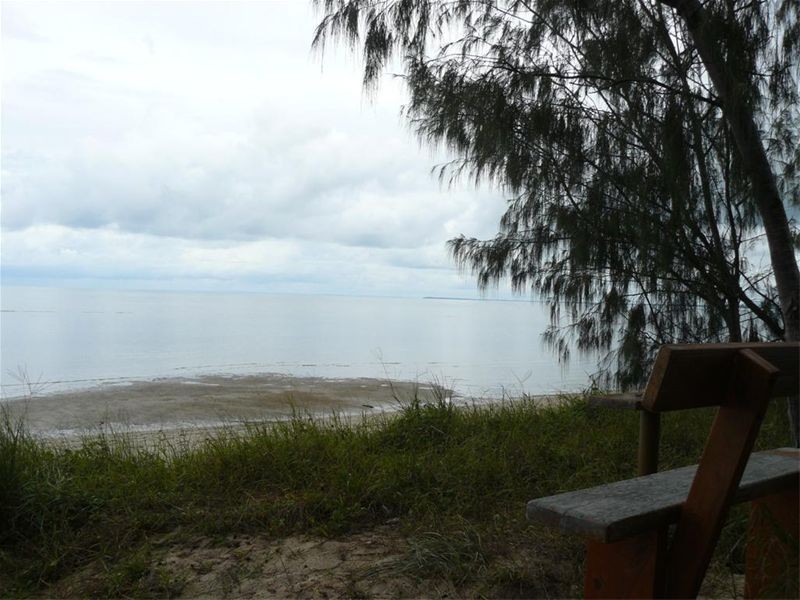 8 Fulmar Court, Burrum Heads QLD 4659