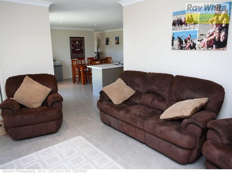 22 Bay Breeze Close, Wondunna QLD 4655