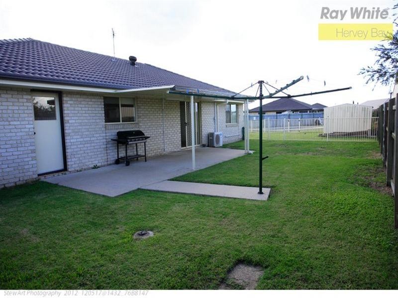 6 Sirius Court, Eli Waters QLD 4655