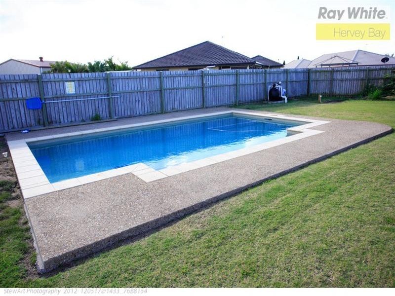 6 Sirius Court, Eli Waters QLD 4655