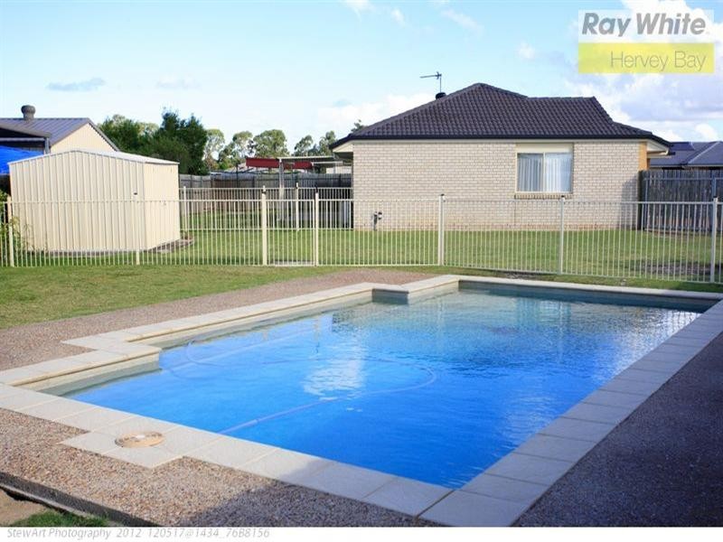6 Sirius Court, Eli Waters QLD 4655