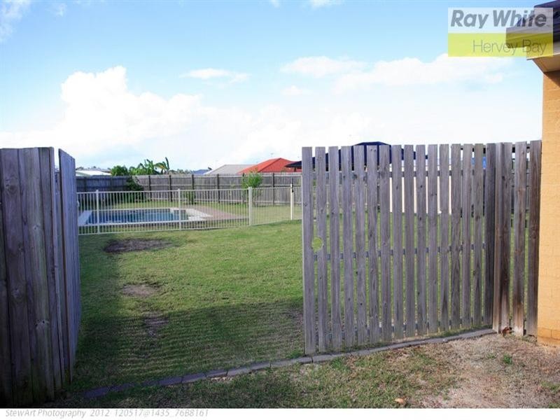 6 Sirius Court, Eli Waters QLD 4655