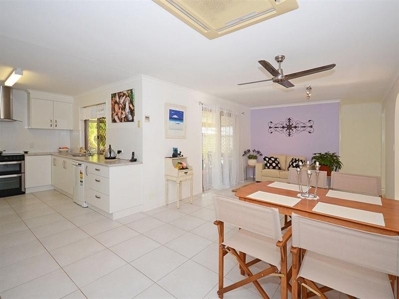 10 Phoenix Court, Hervey Bay QLD 4655