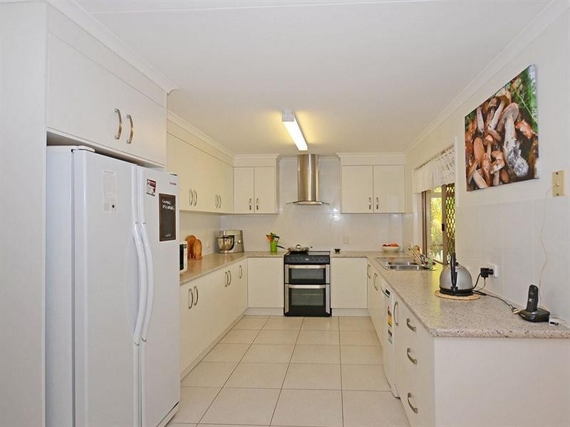 10 Phoenix Court, Hervey Bay QLD 4655