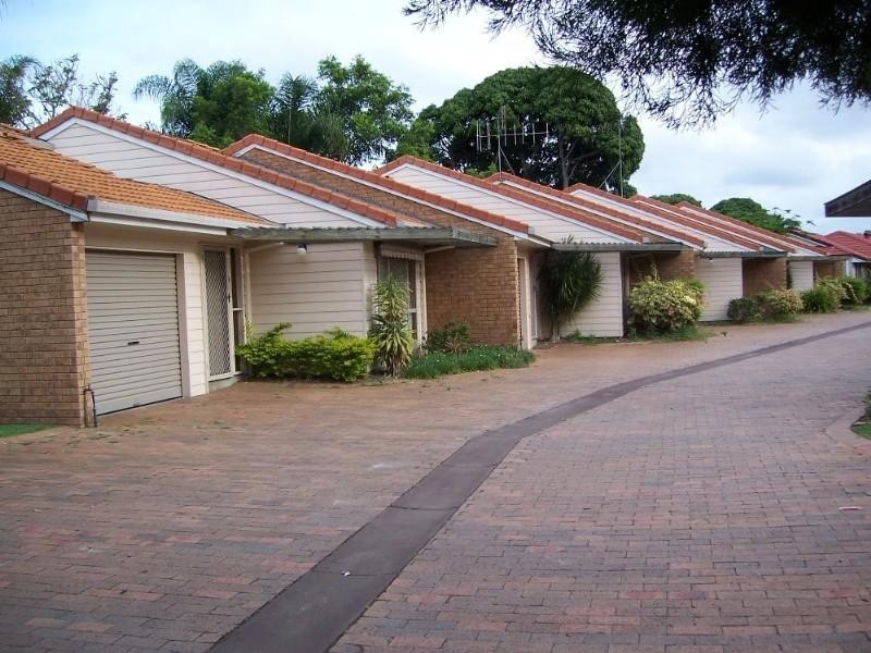 4/7-9 Cypress Street, Torquay QLD 4655