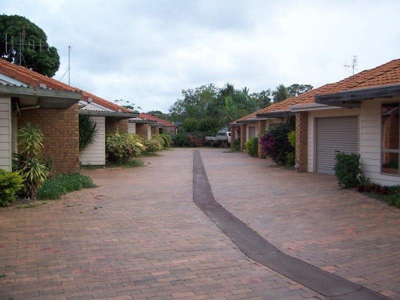 4/7-9 Cypress Street, Torquay QLD 4655