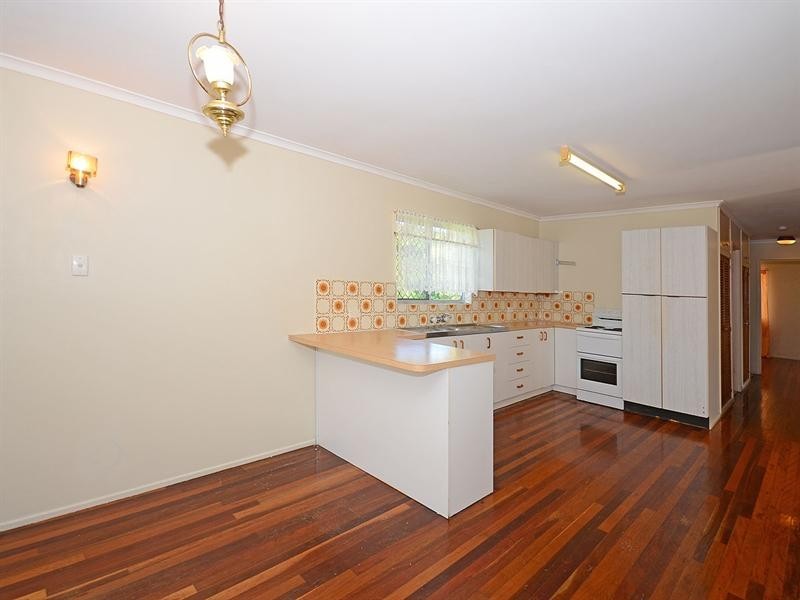 387 Boat Harbour Drive, Scarness QLD 4655