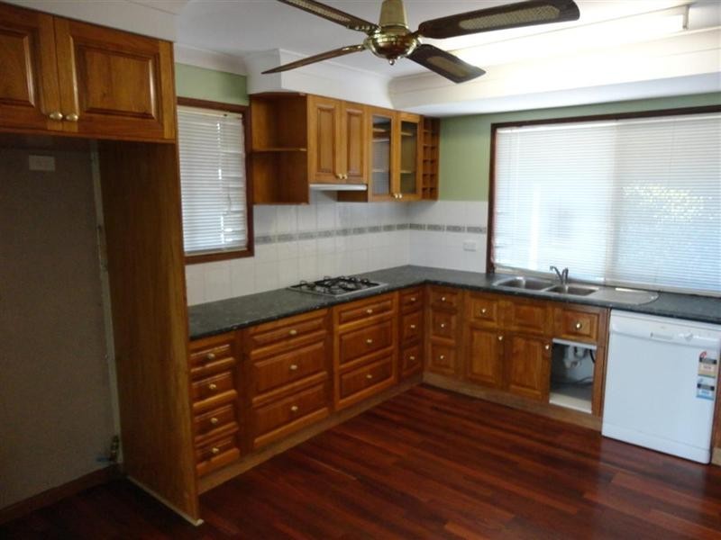 171 Kingfisher Parade, Toogoom QLD 4655