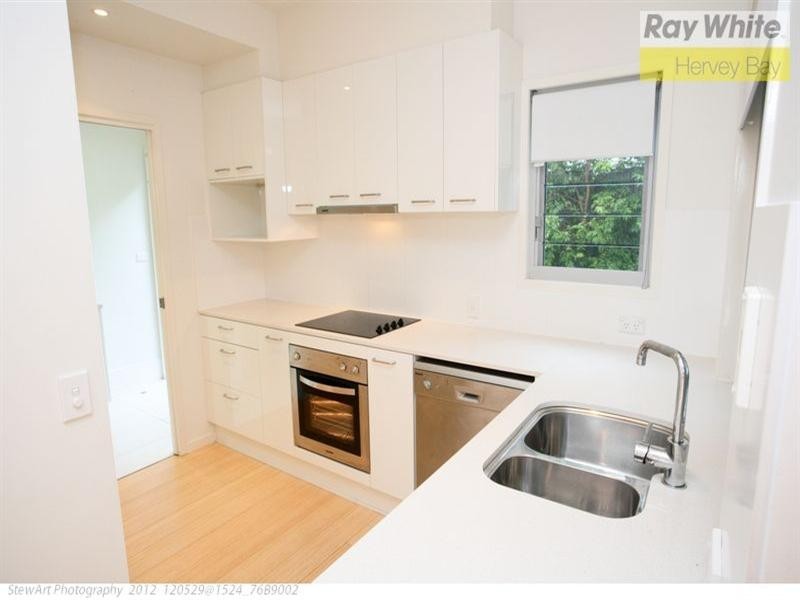 9/541 Charlton Esplanade, Urangan QLD 4655