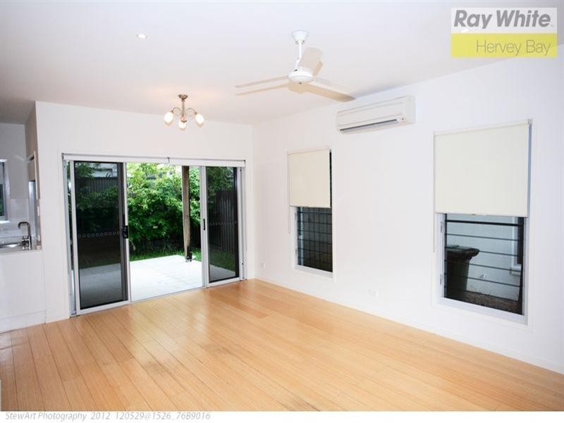 9/541 Charlton Esplanade, Urangan QLD 4655