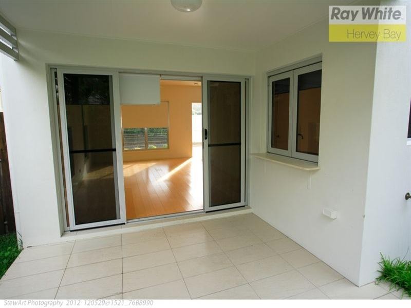 9/541 Charlton Esplanade, Urangan QLD 4655