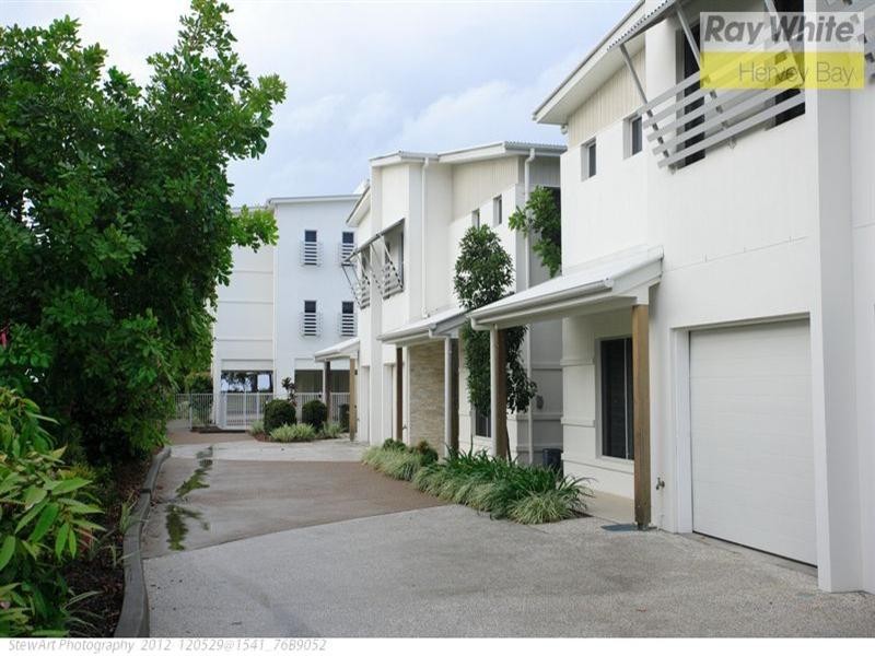 9/541 Charlton Esplanade, Urangan QLD 4655