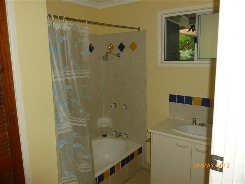 32 Kingfisher Parade, Toogoom QLD 4655