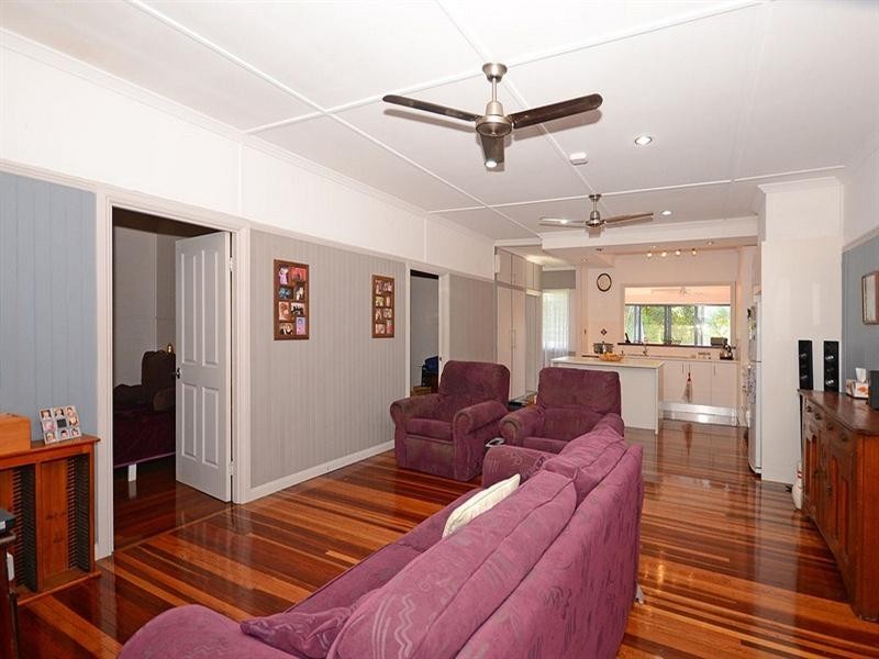 34 Cunningham Street, Torquay QLD 4655