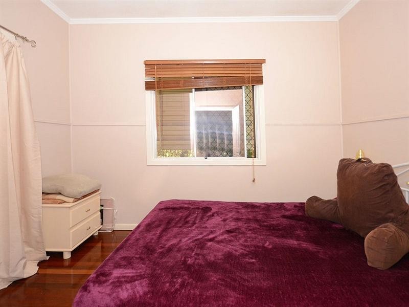 34 Cunningham Street, Torquay QLD 4655