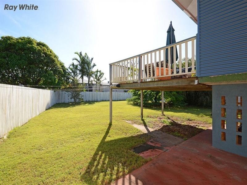 34 Cunningham Street, Torquay QLD 4655