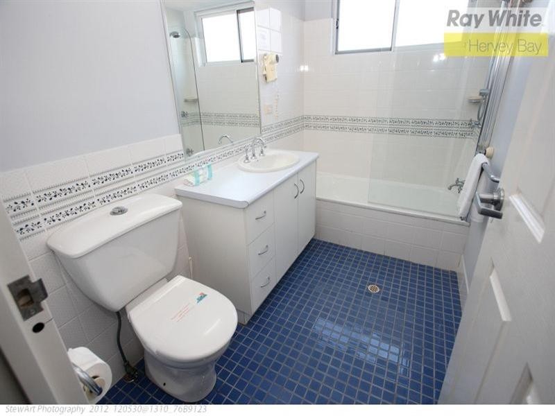 111/397 Charlton Esplanade, Torquay QLD 4655