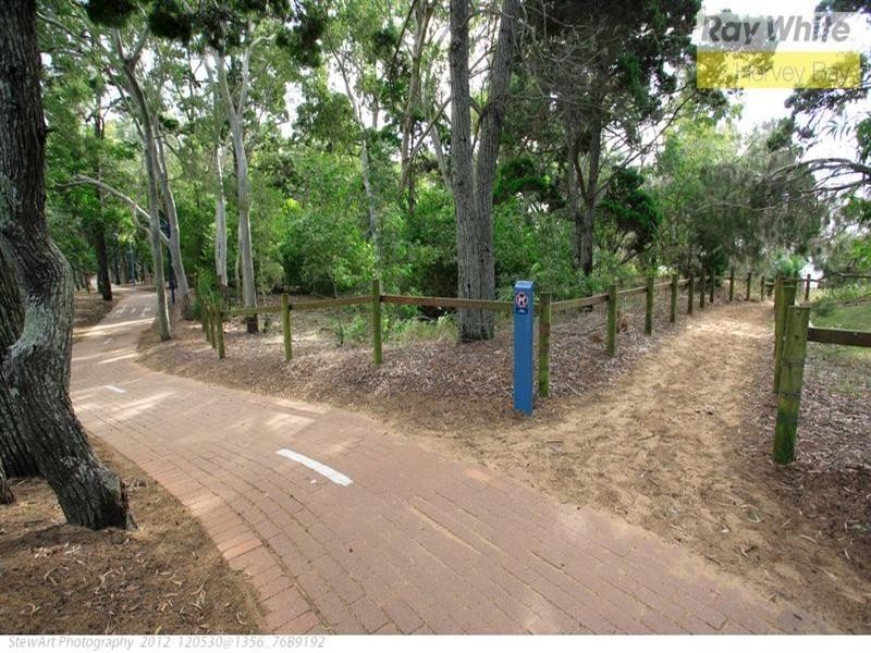 111/397 Charlton Esplanade, Torquay QLD 4655