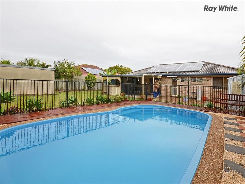 21 Wide Bay Drive, Eli Waters QLD 4655