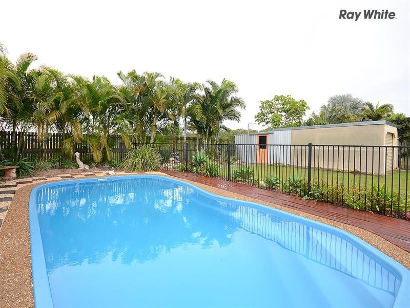 21 Wide Bay Drive, Eli Waters QLD 4655