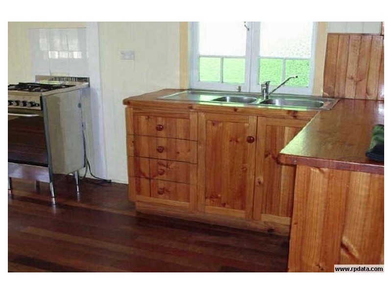 247 Torquay Terrace, Torquay QLD 4655