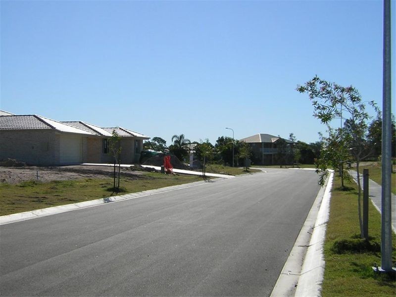 63 Beach Drive, Burrum Heads QLD 4659