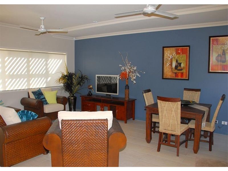 2/46 Taylor Street, Pialba QLD 4655