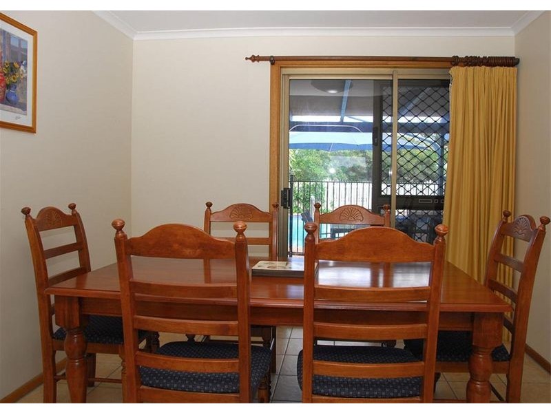 23 Margaret Street, Urangan QLD 4655