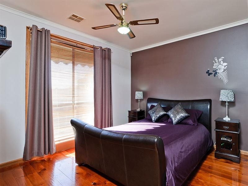 25 Hothlyn Drive, Craigieburn VIC 3064