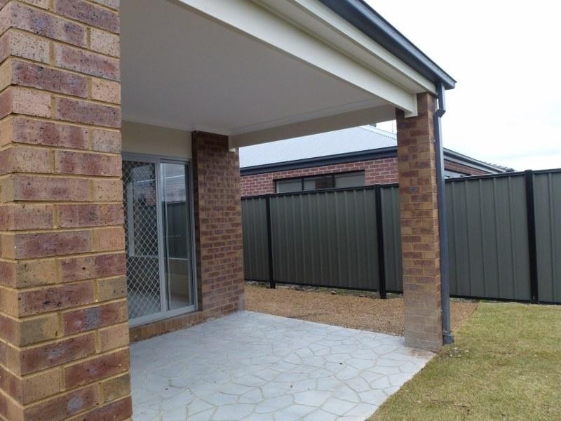 79 Gateshead Street, Craigieburn VIC 3064