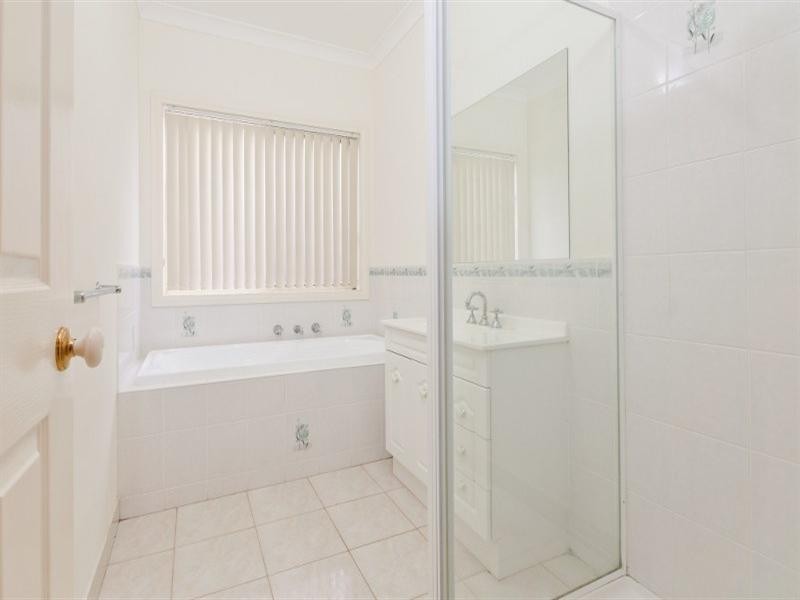 7 Bowman Glen, Craigieburn VIC 3064