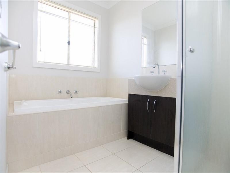 21 Kernan Court, Craigieburn VIC 3064