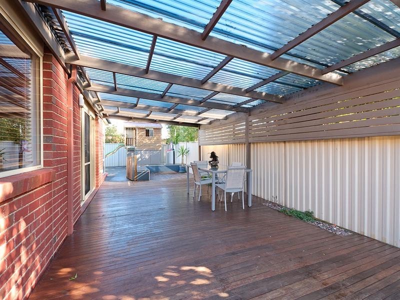 16 Botanic Rise, Craigieburn VIC 3064