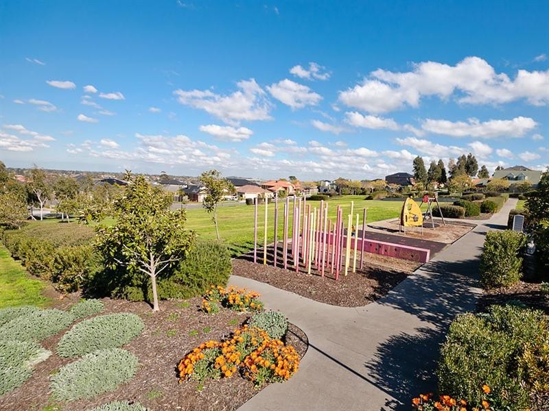 13 Consort Place, Craigieburn VIC 3064
