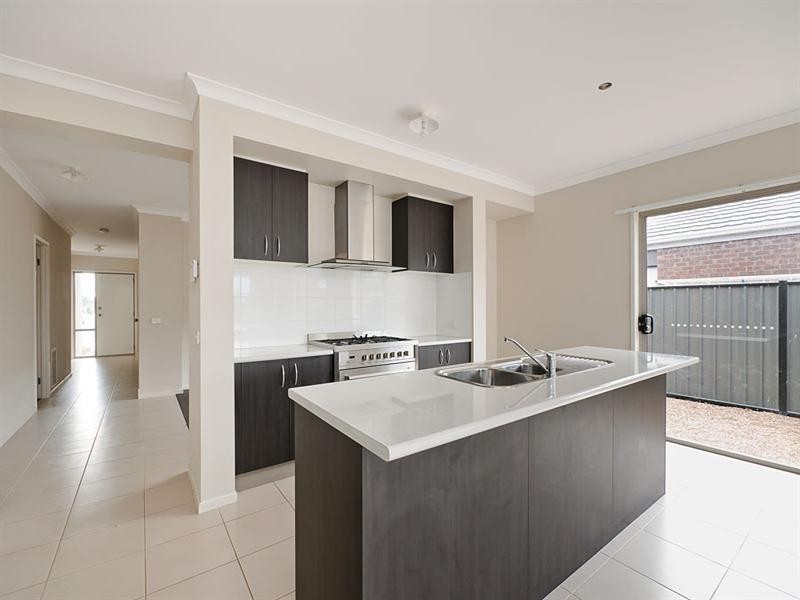 23 Grevillea Street, Craigieburn VIC 3064