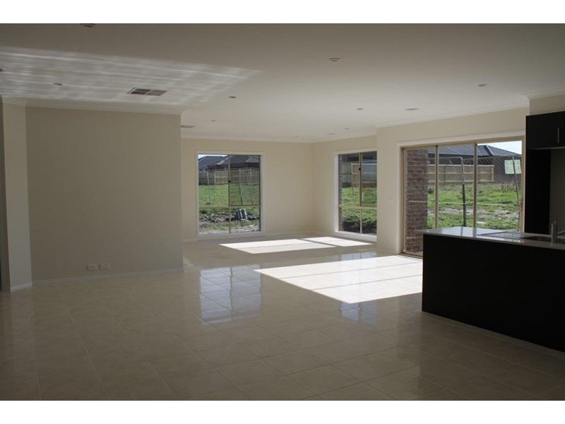 21 Buttercup Drive, Greenvale VIC 3059