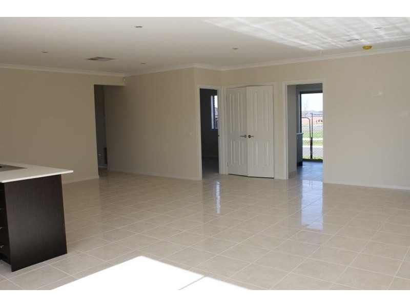 21 Buttercup Drive, Greenvale VIC 3059