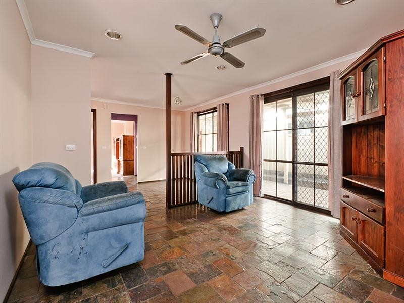 1 Falmer Place, Craigieburn VIC 3064