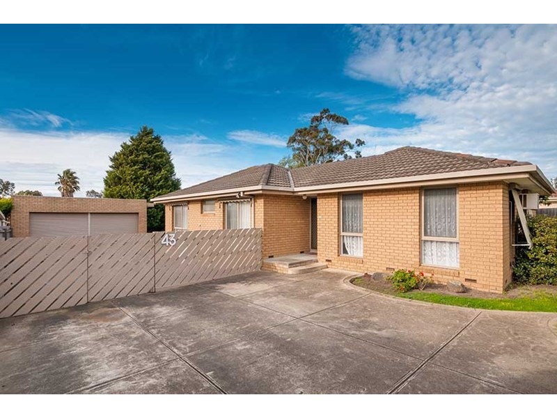 43 Hothlyn Drive, Craigieburn VIC 3064