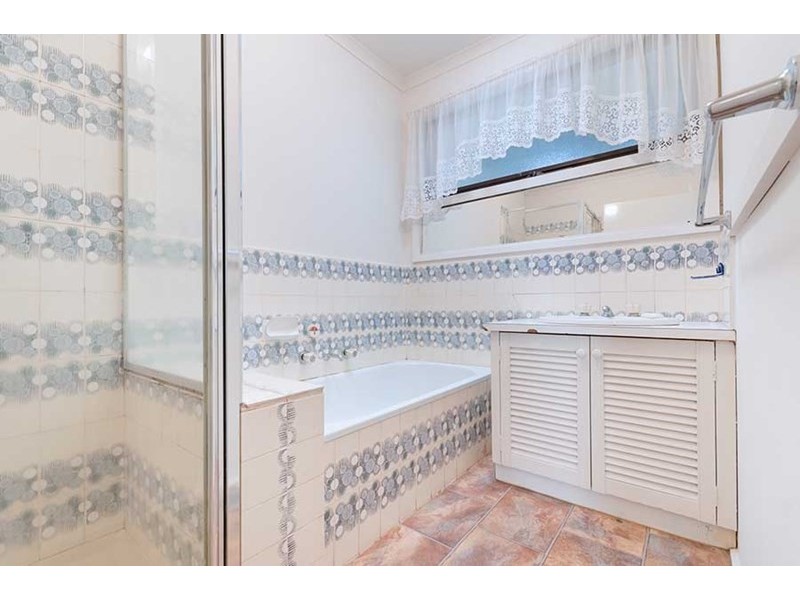 43 Hothlyn Drive, Craigieburn VIC 3064