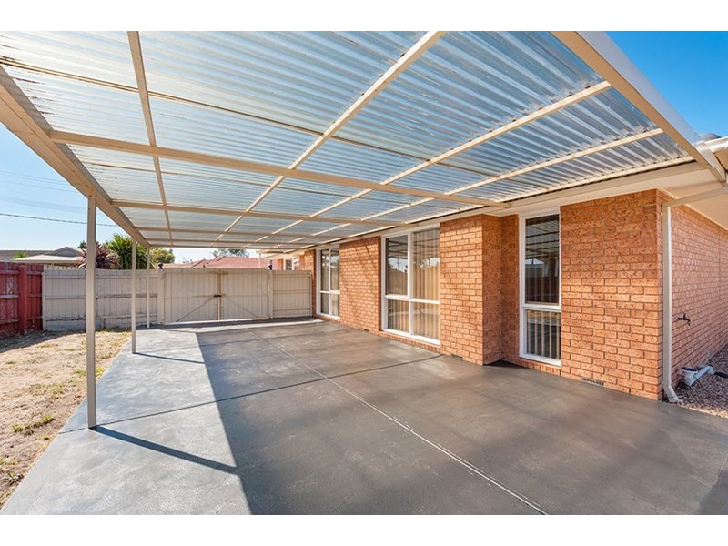 80 Banbury Crescent, Craigieburn VIC 3064