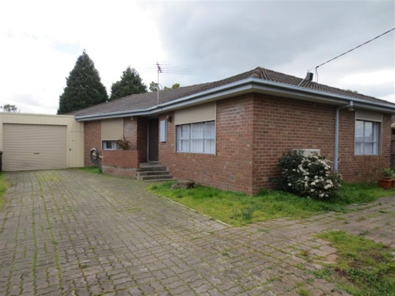 1 Valley Court, Craigieburn VIC 3064
