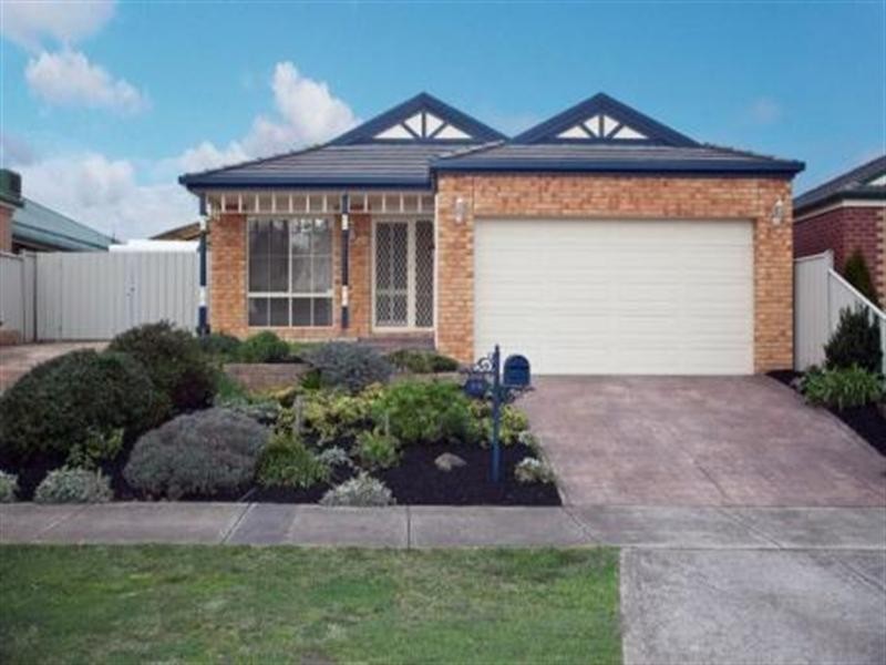 69 Creekwood Drive, Craigieburn VIC 3064