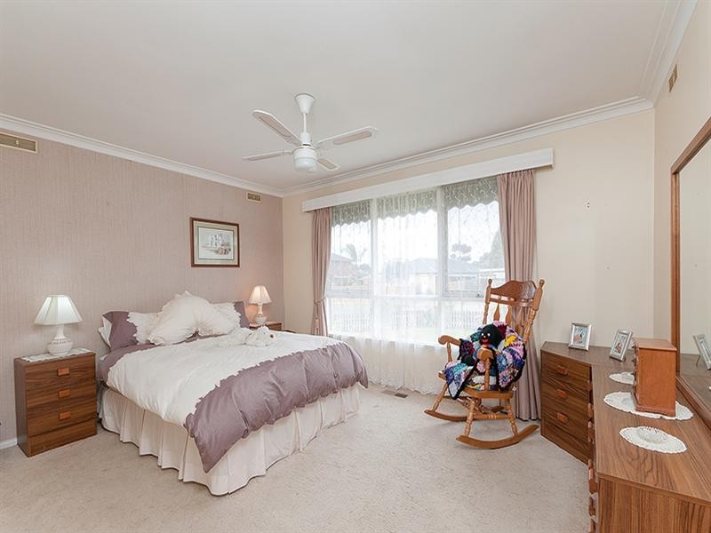 22 Alma Street, Craigieburn VIC 3064