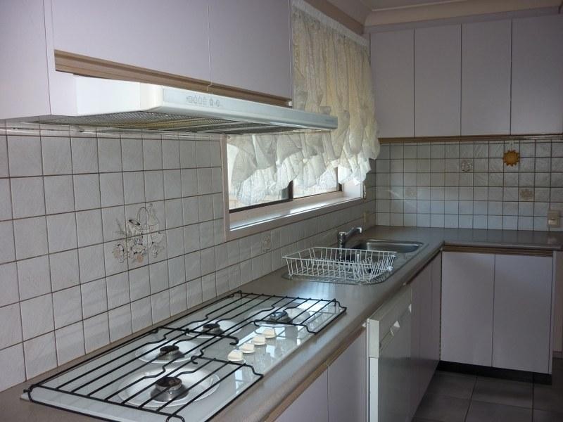 3 Brampton Close, Craigieburn VIC 3064