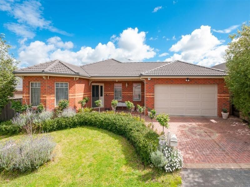 4 Lilac Close, Craigieburn VIC 3064