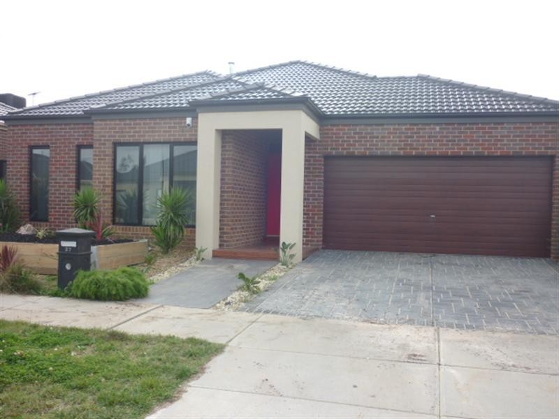 37 Middlesborough Drive, Craigieburn VIC 3064