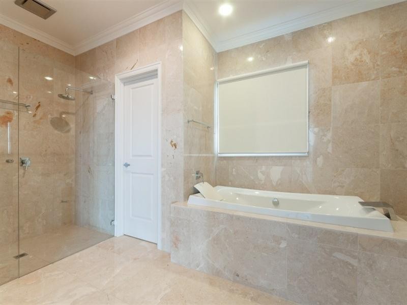 37 Royal Terrace, Craigieburn VIC 3064