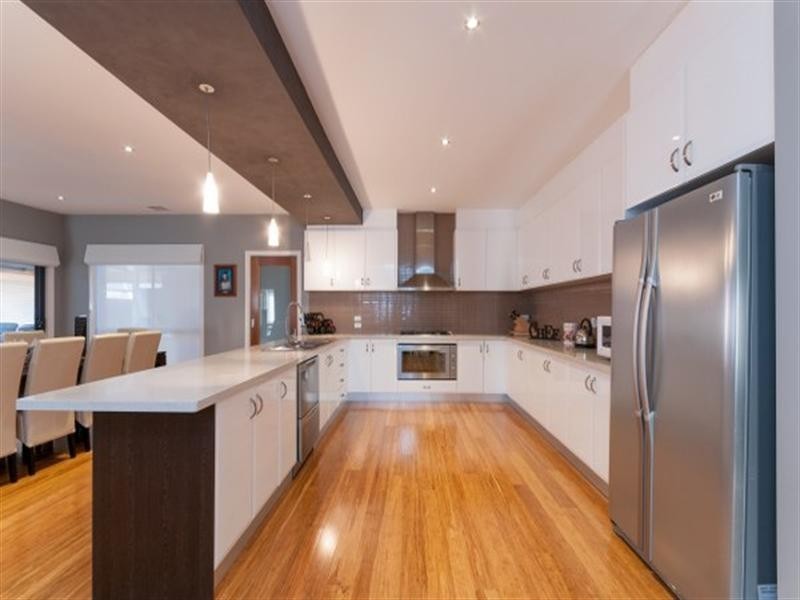 43 Middlesborough Drive, Craigieburn VIC 3064