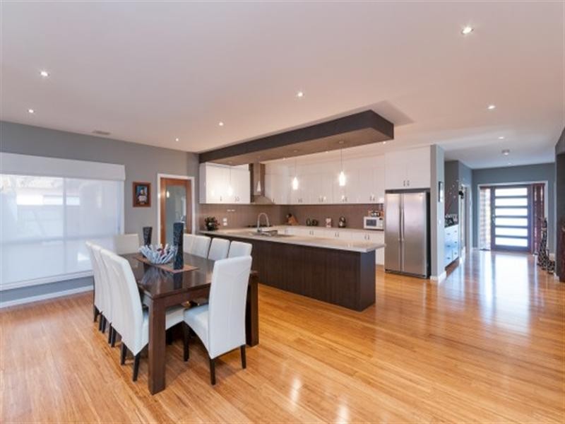 43 Middlesborough Drive, Craigieburn VIC 3064